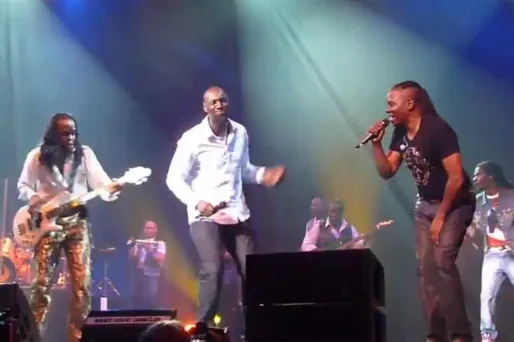 Omar Sy fait le show avec Earth Wind & Fire