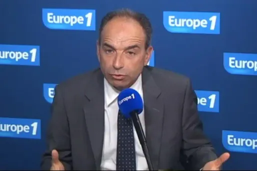 Trappes : Copé dénonce "un déni de réalité"