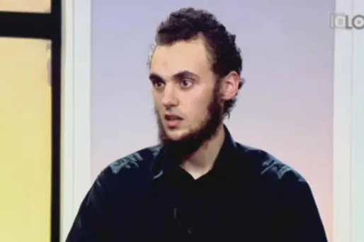 Trappes : "je n'ai pas essayé d'étrangler un policier"