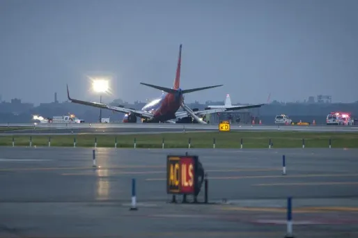 Un problème d'atterrissage à New York fait 10 blessés