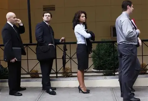 Les embauches en CDD et en CDI sont reparties en hausse en juillet