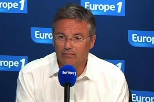 Dupont-Aignan : "la voiture France est à l’arrêt"