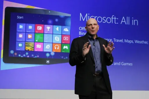 Le patron de Microsoft, Steve Ballmer, partira d'ici un an