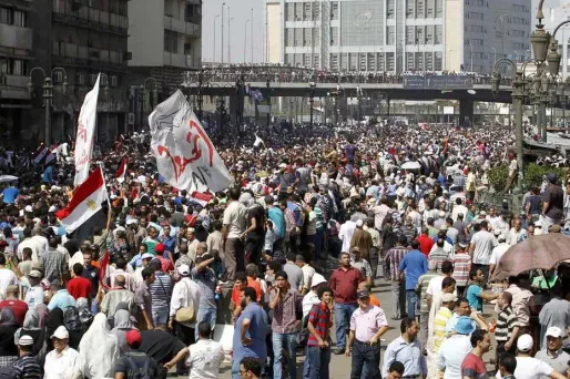 Des partisans de Mohamed Morsi descendent dans la rue vendredi au Caire.