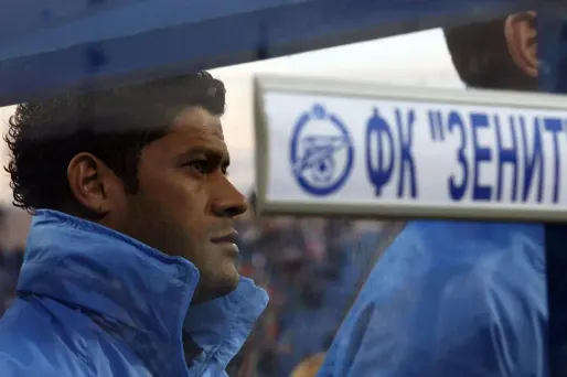 VIDÉO - Hulk et le coup de tête à l'arbitre