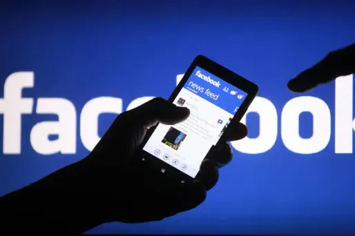 Facebook veut-il insérer votre photo dans des publicités ?