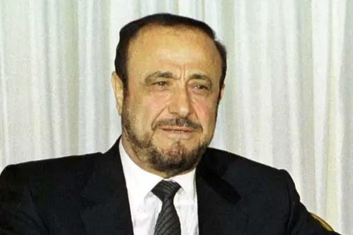 Le patrimoine immobilier de Rifaat al-Assad, à Paris et sa région, atteindraient les 160 millions d'euros. L'oncle de Bachar al-Assad, opposant au régime, vit aujourd'hui en exil.
