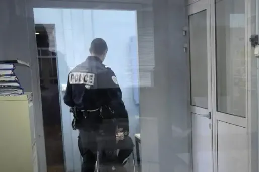 Pas de poursuite pour les ados retenues