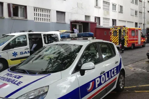 Drame familial à Bordeaux : deux ados succombent