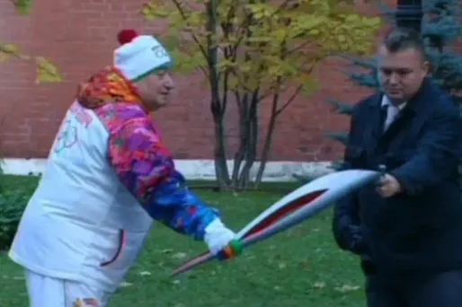 La flamme s'éteint, Sotchi s'énerve