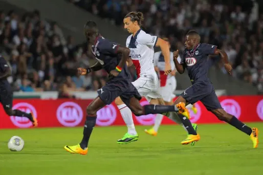 Le PSG devrait verser près de 20 millions d'euros si la taxe à 75% était adoptée.