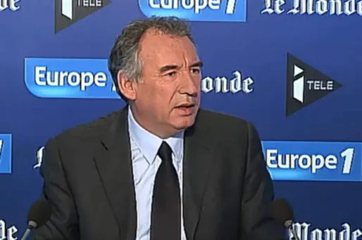 Leonarda : "une situation absolument plus maitrisée" (Bayrou)