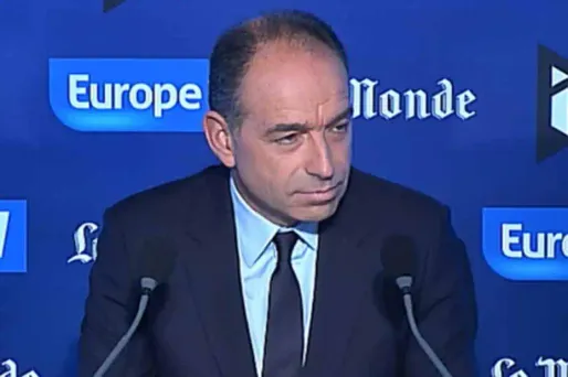 Pour Copé, Hollande et Ayrault sont "inaptes au commandement"