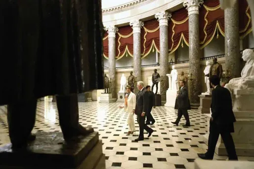 "Shutdown" : le bras de fer résumé en 5 tweets