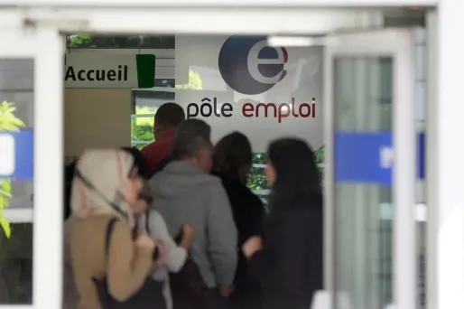 "Les chiffres du chômage du mois de septembre ne seront pas bons", a déjà prévenu Michel Sapin, le ministre du Travail, mercredi sur Europe1, à la veille de la publication des statistiques de Pôle emploi.