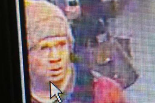 Le visage du tireur de Paris dévoilé