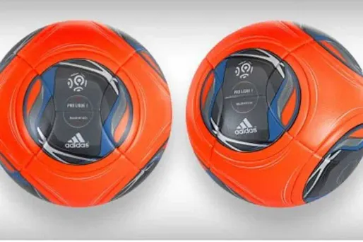 PHOTO - Le nouveau ballon de la Ligue 1