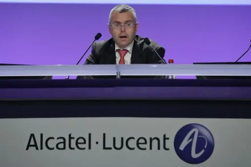 "Alcatel-Lucent peut disparaître", prévient son DG