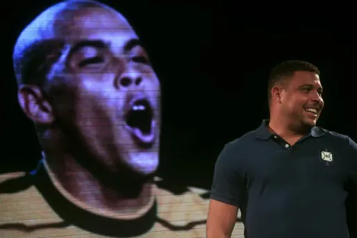 Ballon d'Or : "El Fenomeno" préfère Messi à Ronaldo et zappe Ribéry