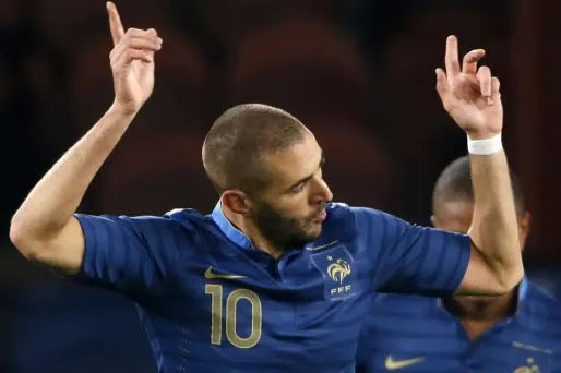 Foot : la France s'amuse face à l'Australie