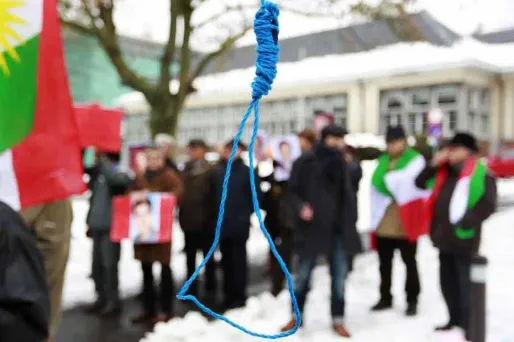 Iran : condamné, il survit à la pendaison