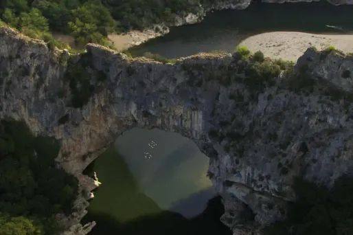 "Le plus beau pays du monde".