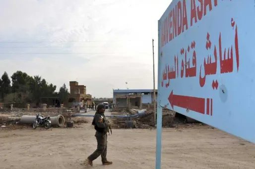 En Syrie, des enfants pleurent de froid