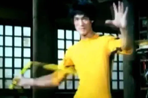 Le nunchaku de Bruce Lee mis aux enchères