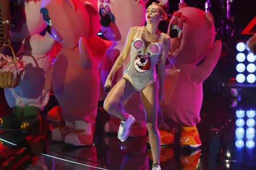 MTV : Miley Cyrus artiste de l'année 2013
