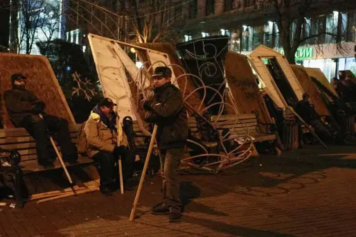 Ukraine : les manifestants contrôlent le siège du gouvernement