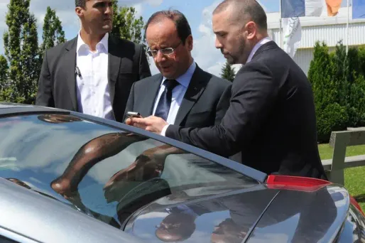 Hollande, la gouvernance par SMS