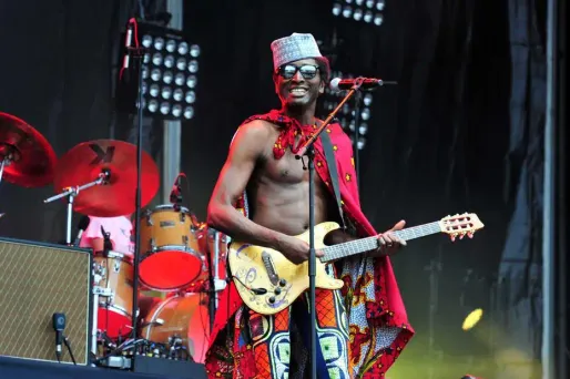 Keziah Jones au festival des Vieilles Charrues en 2012.