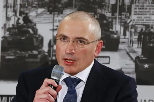 Mikhaïl Khodorkovski obtient l'asile temporaire en Suisse