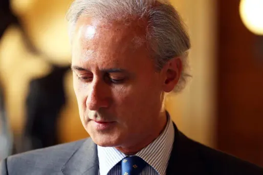 Législatives: une candidature dissidente face à Tron (UMP) dans l'Essonne