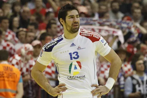 La déception de NIkola Karabatic après l'émination des Bleus en phase de poule de l'euro 2012.