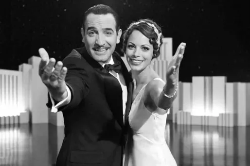 Jean Dujardin aura pour adversaires Brad Pitt et George Clooney lors des Oscars.