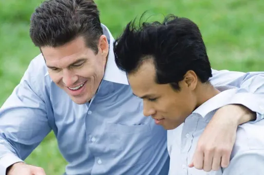 Le cœur des gays penche-t-il à droite ?