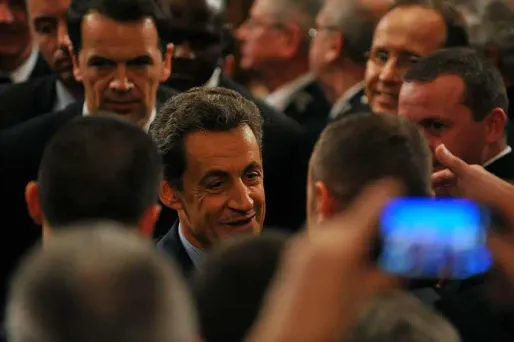 Lille : Sarkozy insulté par un homme ivre