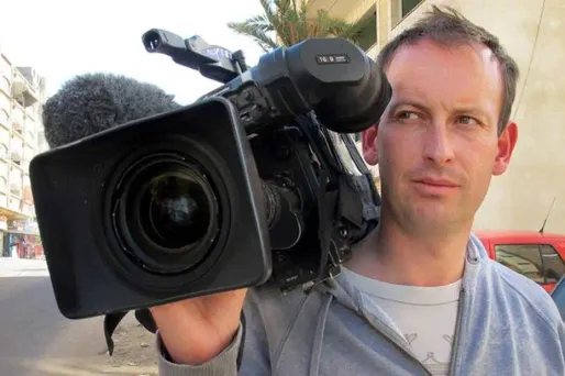 Des journalistes racontent l'attaque qui a coûté la vie à Gilles Jacquier en Syrie.