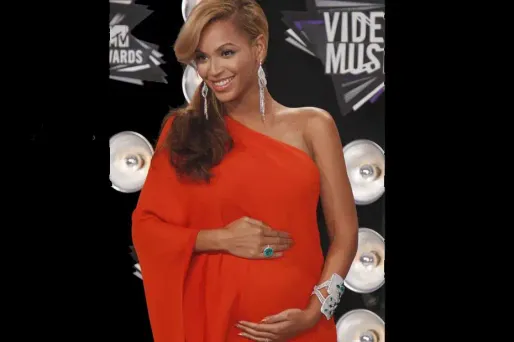 Ivy Blue serait le prénom de la petite fille.