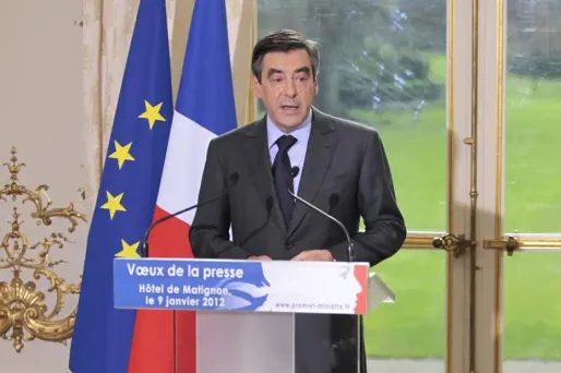 Fillon pilonne le candidat Hollande
