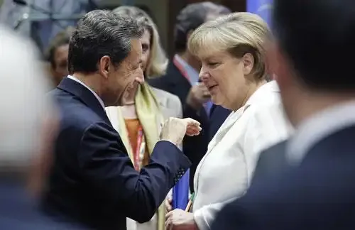 La taxe Tobin, une "bonne initiative" pour Merkel