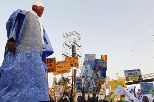 Abdoulaye Wade affronterait Micky Sall lors du second tour, selon les dernières estimations