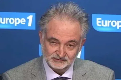 Attali votera Hollande