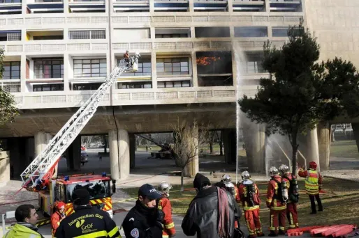 Le feu a détruit onze appartements de la Cité radieuse de Marseille, conçue par Le Corbusier.