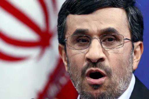 Mahmoud Ahmadinejad a annoncé la mise en activité de 3.000 nouvelles centrifugeuses