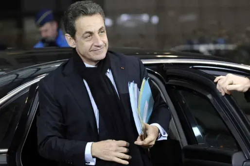 Sarkozy ironise sur Hollande sans le nommer