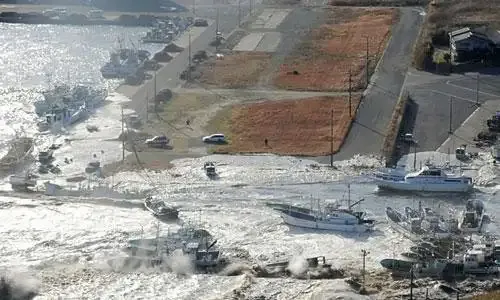 Les catastrophes naturelles ont co�"té 116 milliards de dollars aux assureurs en 2011