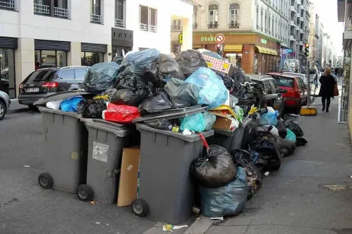 Lyon : les éboueurs encore dans la rue…