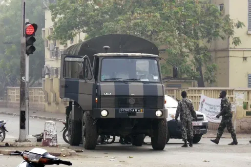 Mali : la junte veut consolider son pouvoir